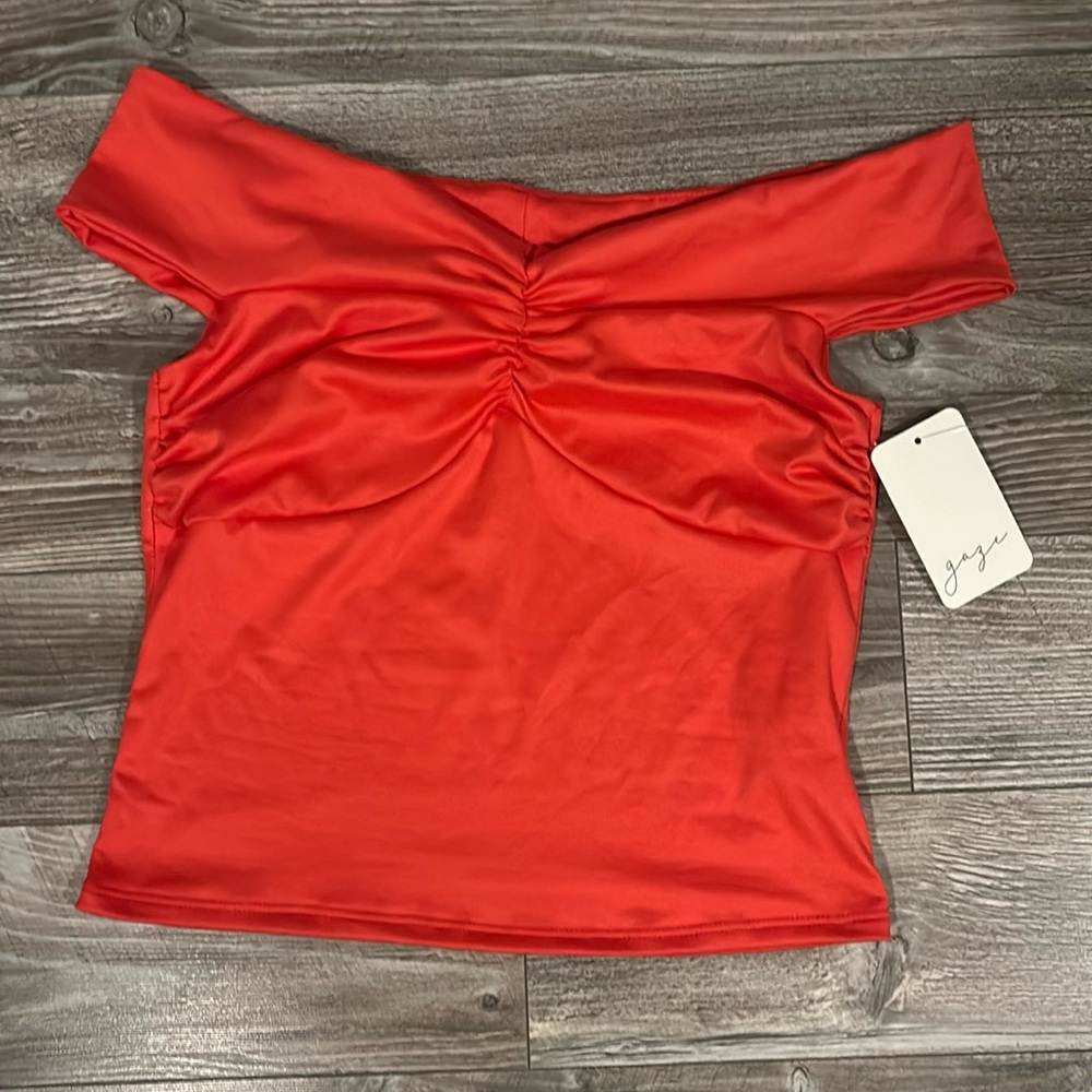 GAZE NWT OFF THE SHOULDER STRETCH TOP SIZE LARGE